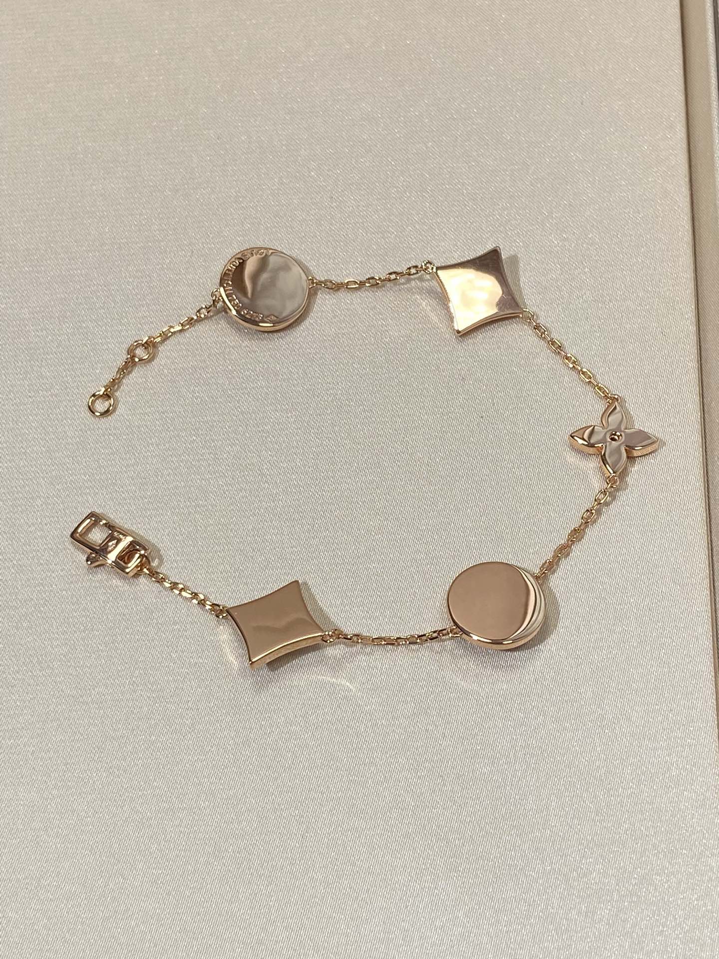 ¡®Lume Jewelry¡¯STAR AND SUN 5 MOTIF MOP PINK GOLD BRACELET
