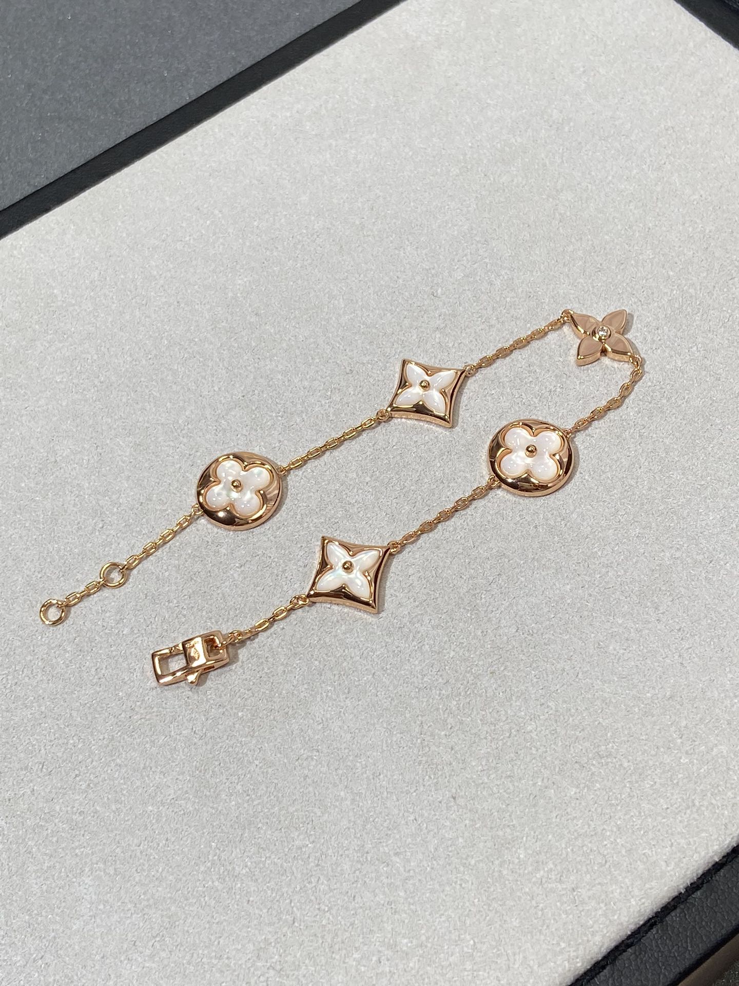 ¡®Lume Jewelry¡¯STAR AND SUN 5 MOTIF MOP PINK GOLD BRACELET