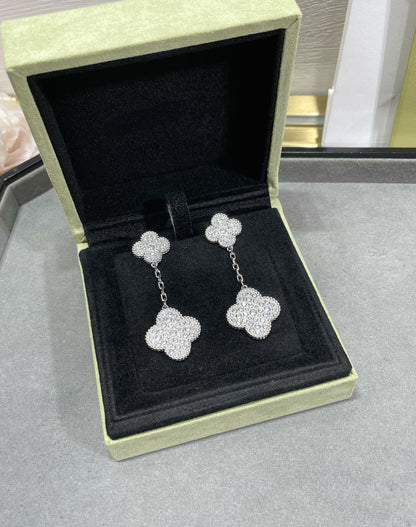 ¡®Lume Jewelry¡¯CLOVER 2 MOTIFS DIAMOND PAVED SILVER EARRINGS