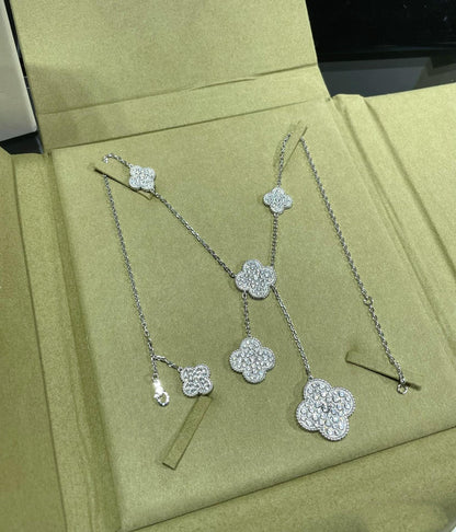 ¡®Lume Jewelry¡¯CLOVER 6 MOTIF DIAMOND PAVED NECKLACE