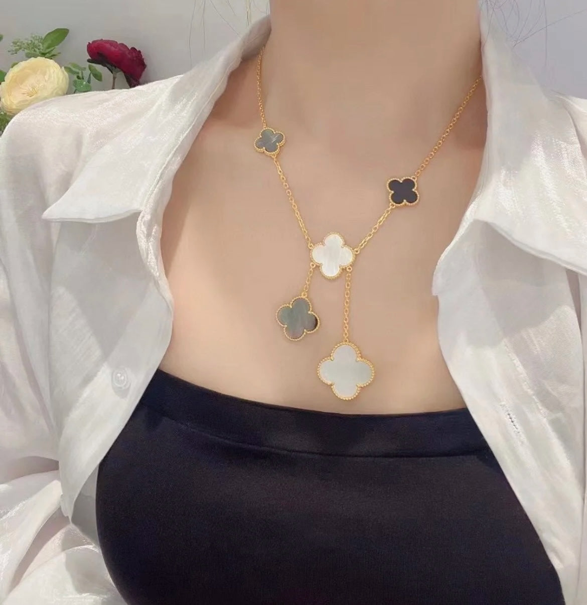 ¡®Lume Jewelry¡¯CLOVER 6 MOTIF MOP ONYX GOLD NECKLACE