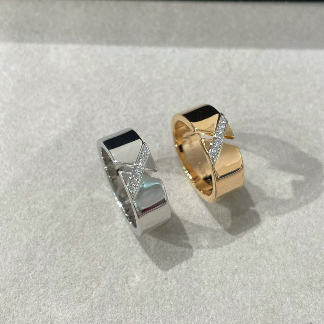¡®Lume Jewelry¡¯LIENS EVIDENCE DIAOMOND RING