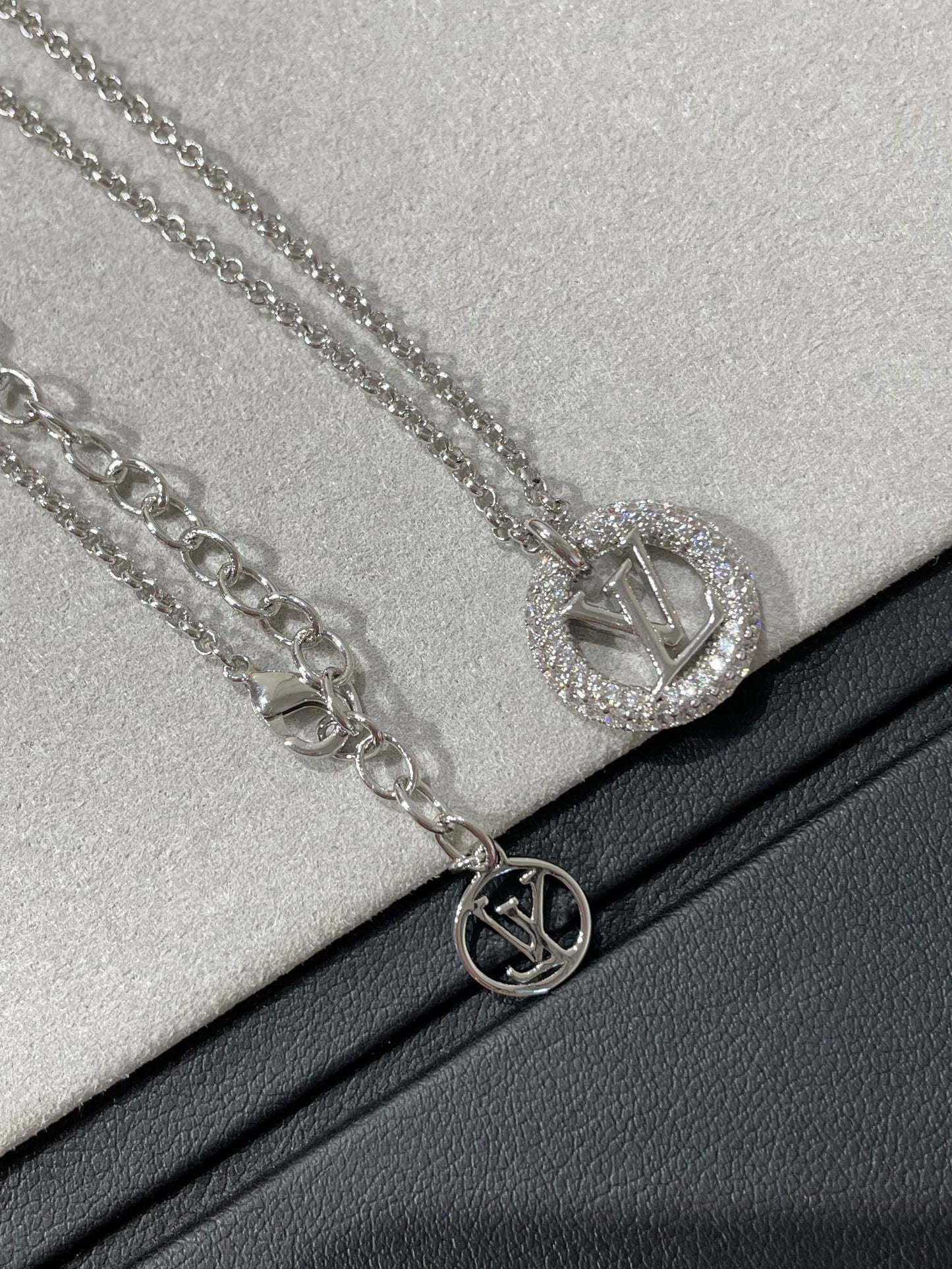 ¡®Lume Jewelry¡¯BY NIGHT DIAMOND PAVED NECKLACE