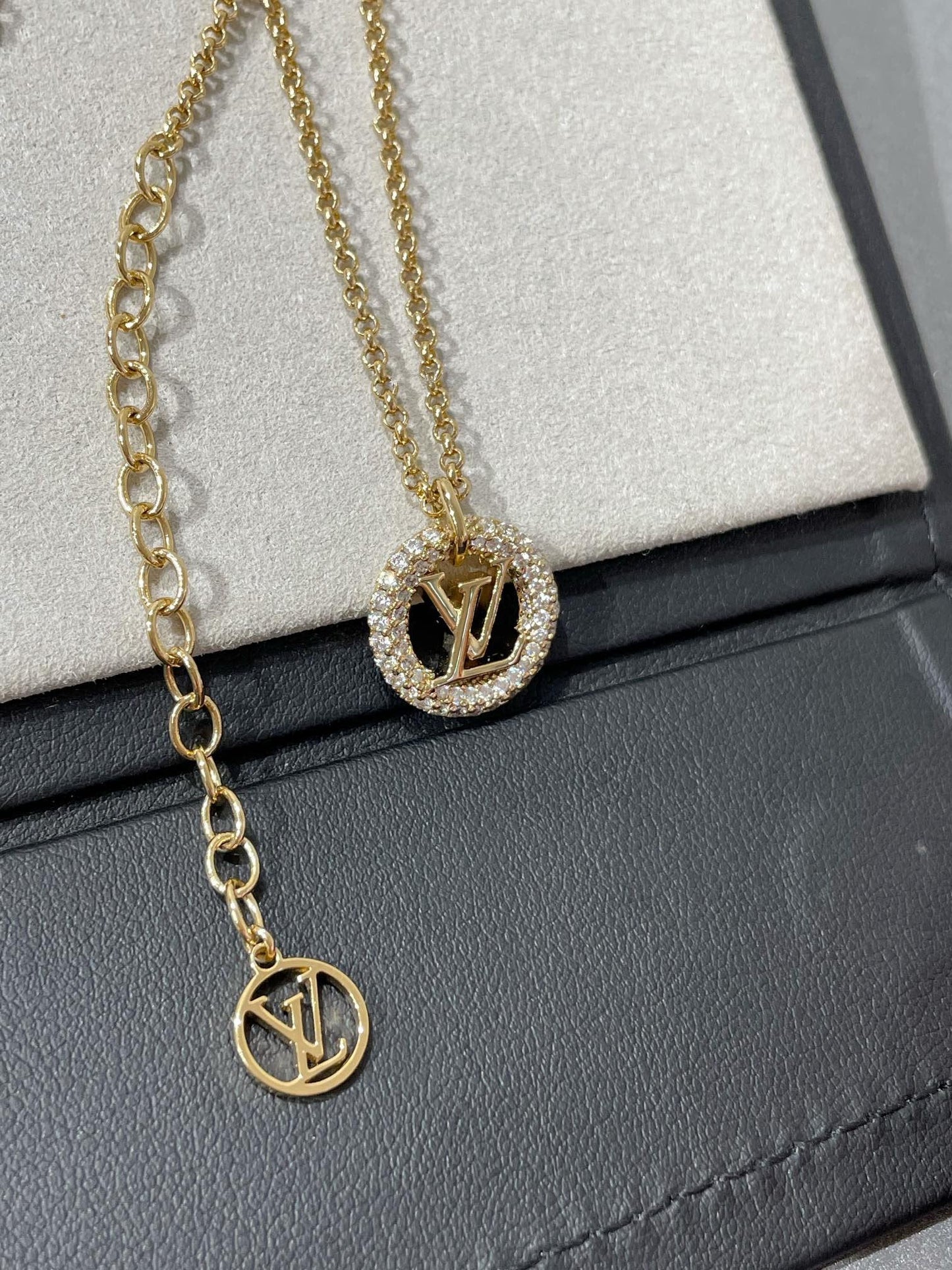 ¡®Lume Jewelry¡¯BY NIGHT DIAMOND PAVED NECKLACE