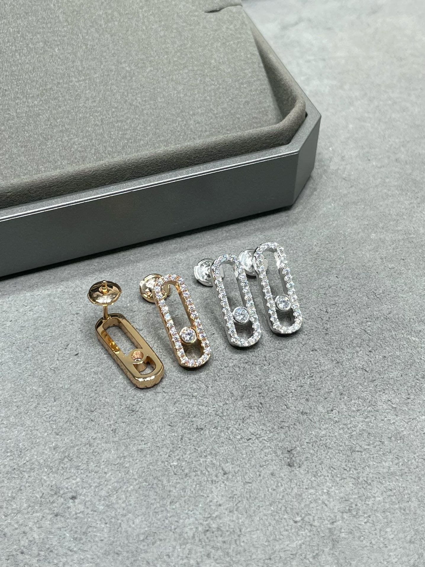 [Lume Jewelry]MOVE UNO STUD DIAMOND PAVED EARRINGS