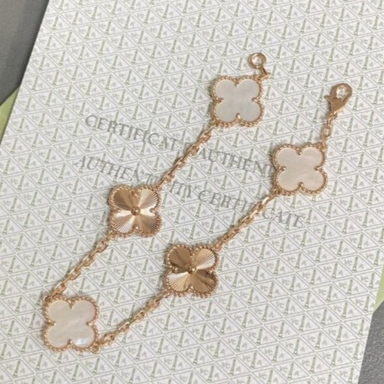 [Lume Jewelry]New CLOVER WHITE PEARL MOP 5 MOTIF BRACELET COLLECTION