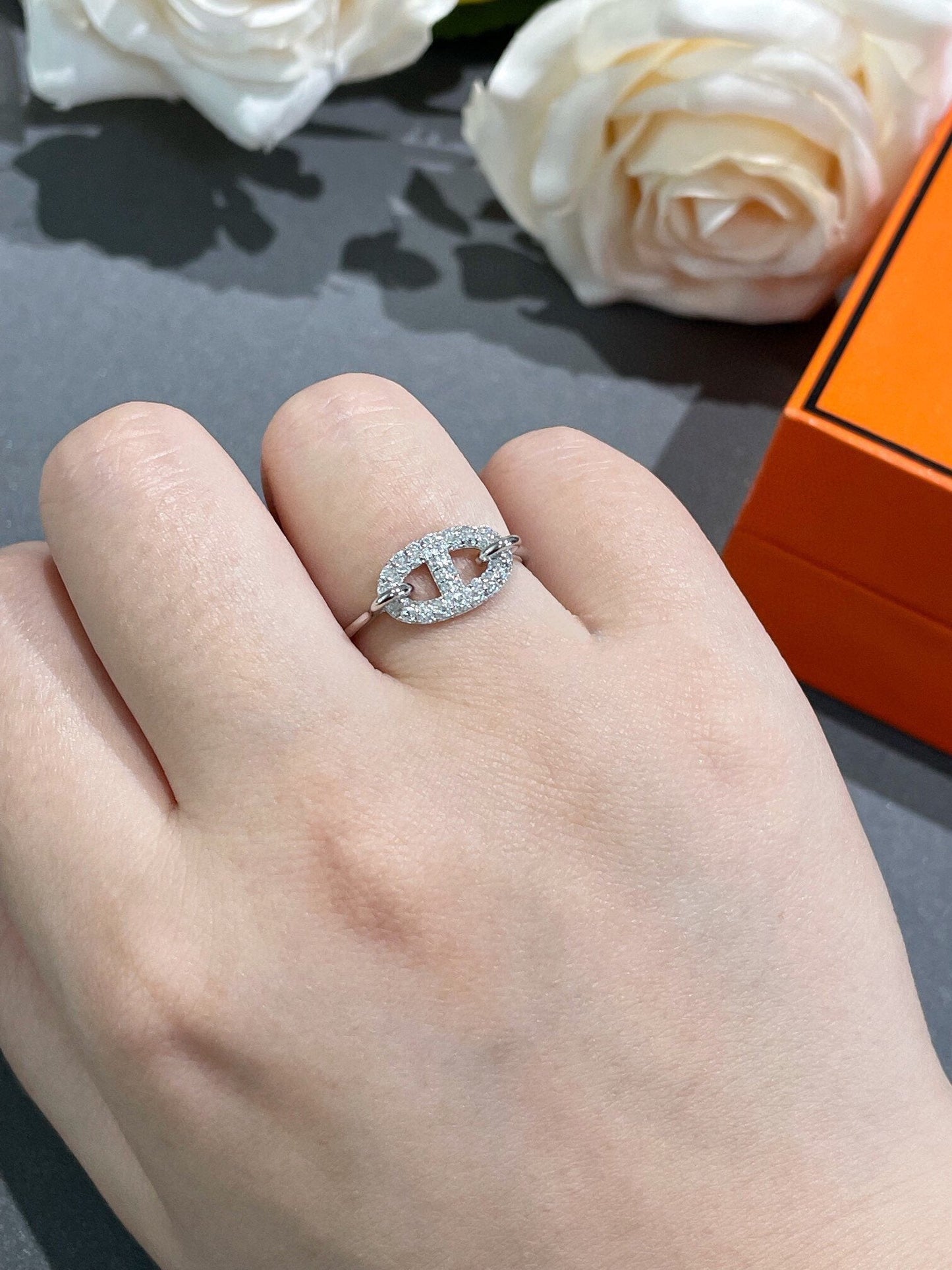 ¡®Lume Jewelry¡¯RONDE SMALL DIAMOND RING