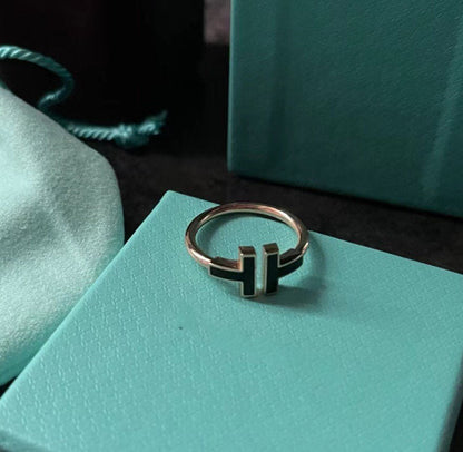 [Lume Jewelry]T SMALL ONYX PINK GOLD RING