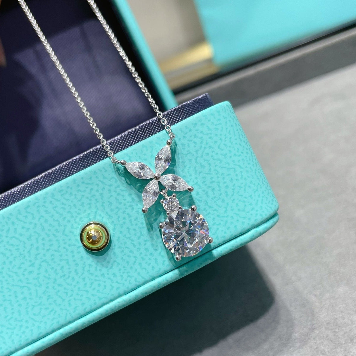 [Lume Jewelry]VICTORIA PENDANT SILVER DIAMOND NECKLACE