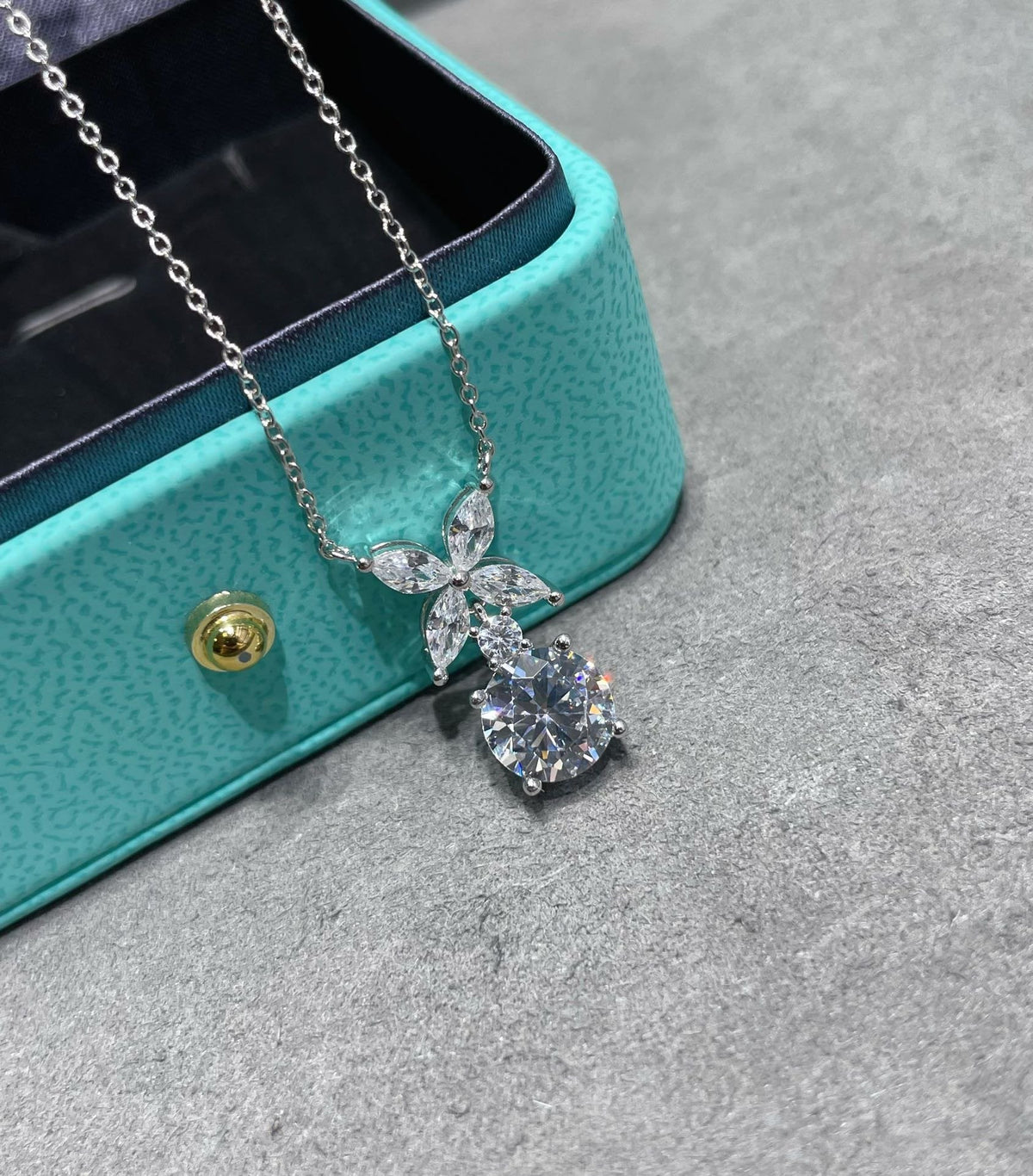 [Lume Jewelry]VICTORIA PENDANT SILVER DIAMOND NECKLACE