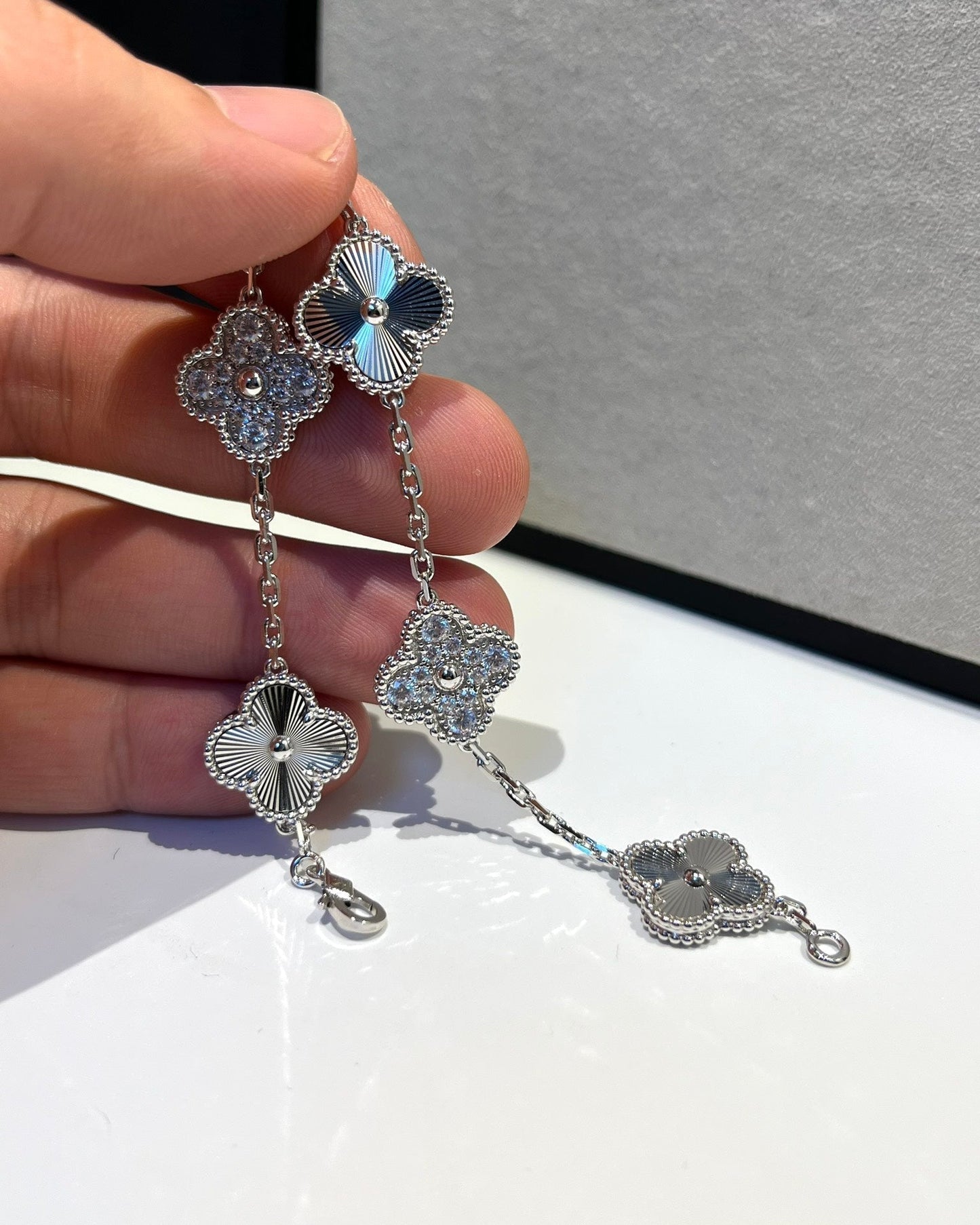 [Lume Jewelry]New  CLOVER 5 MOTIF LASER BRACELET COLLECTION