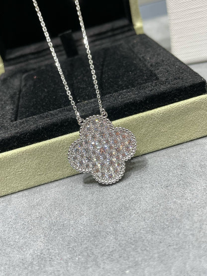 ¡®Lume Jewelry¡¯CLOVER 25MM LARGE PENDANT DIAMOND PAVED SILVER NECKLACE