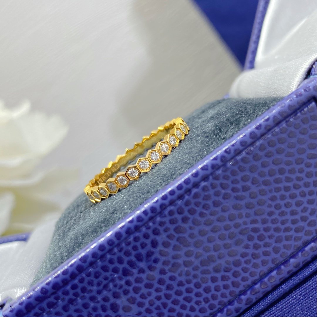 ¡®Lume Jewelry¡¯BEE LOVE DIAMOND PAVED SMALL RING