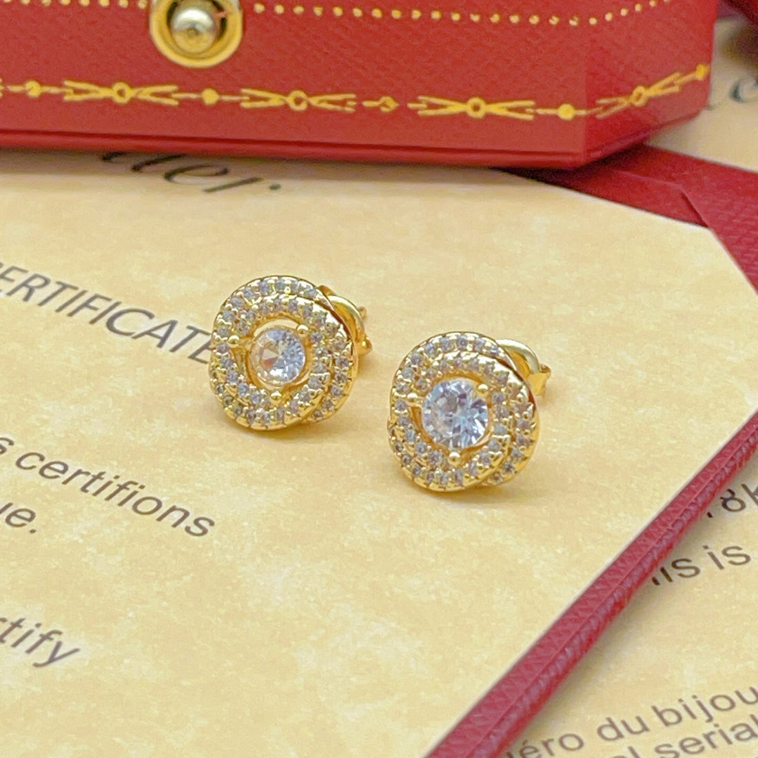 ¡®Lume Jewelry¡¯Love Knot Stud Earrings