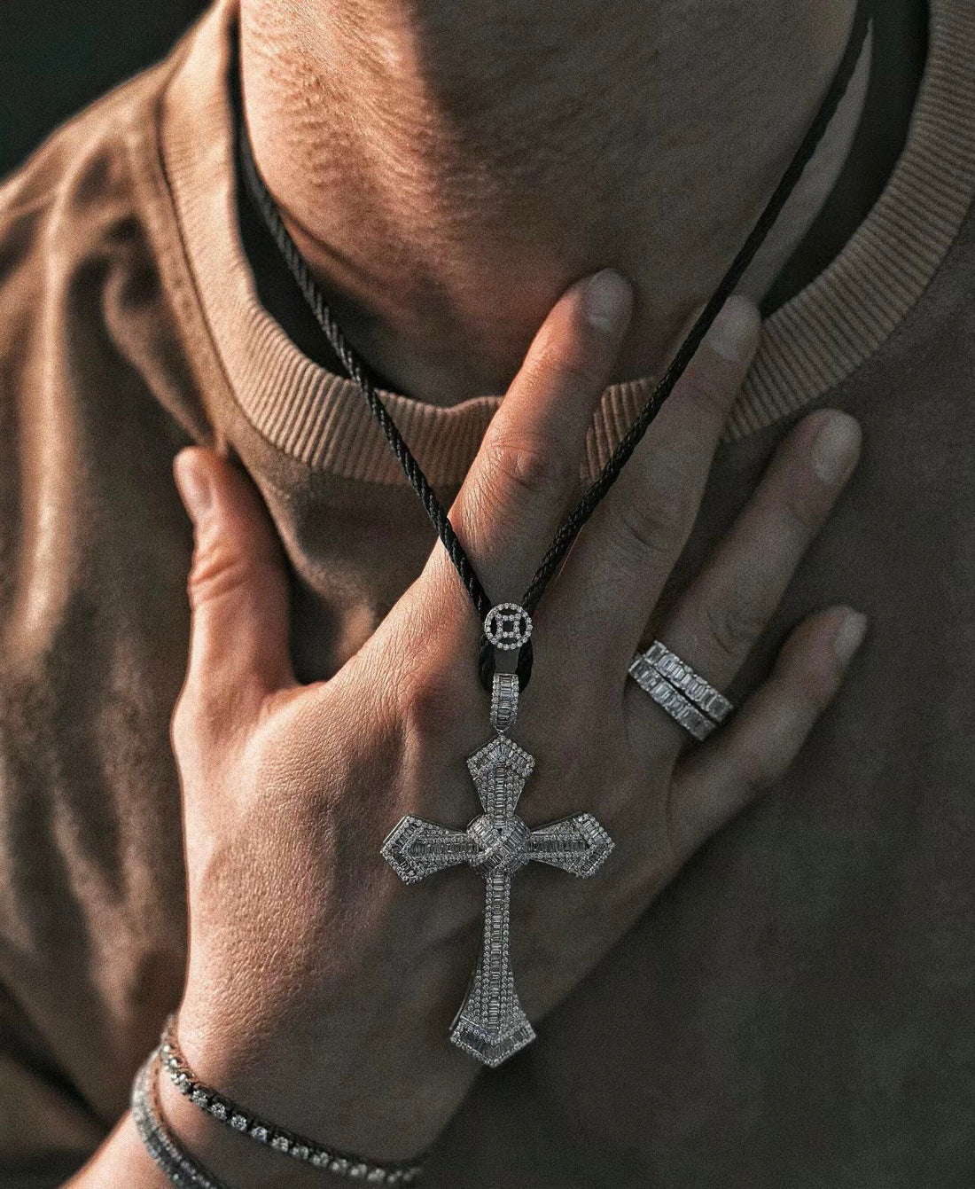 ¡®Lume Jewelry¡¯Pave Cross Pendant Necklace