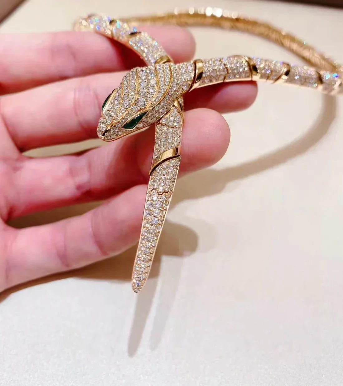 [✨Lume Jewelry✨]HAUTE COUTURE GOLD SERPENTI NECKLACE