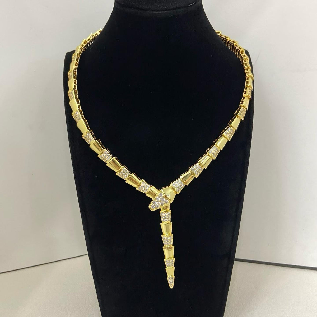 [Lume Jewelry]NEW WIDE BAND INLAID DIAMOND SNAKE NECKLACE