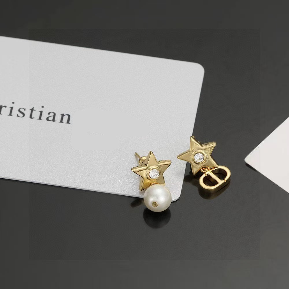 [Lume Jewelry]CD Star-Shaped Letter Earrings