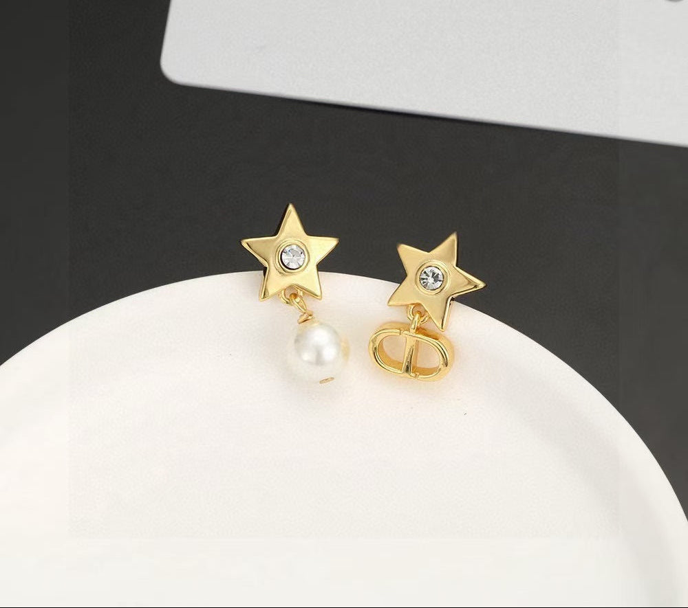 [Lume Jewelry]CD Star-Shaped Letter Earrings