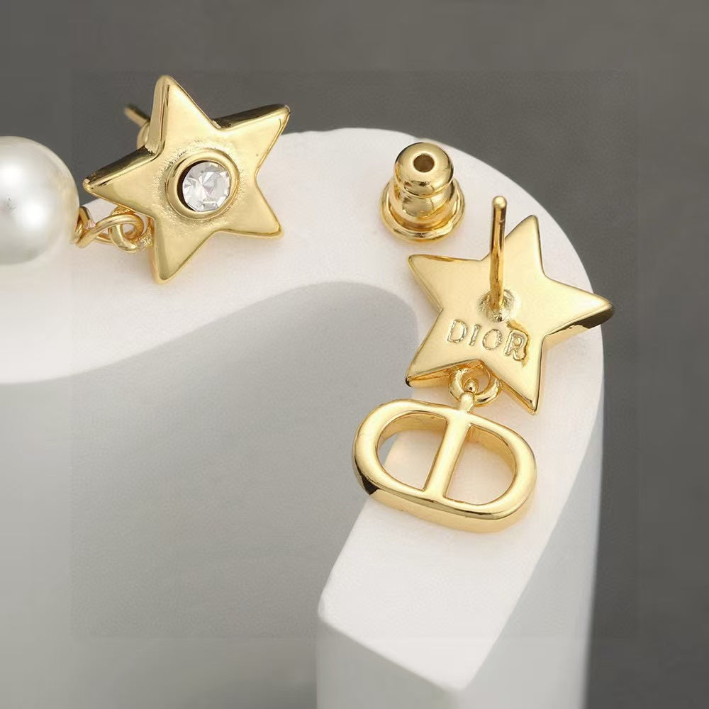 [Lume Jewelry]CD Star-Shaped Letter Earrings