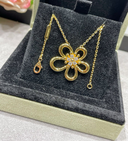 [Lume Jewelry] Flower Jewelry Set with Diamond Center