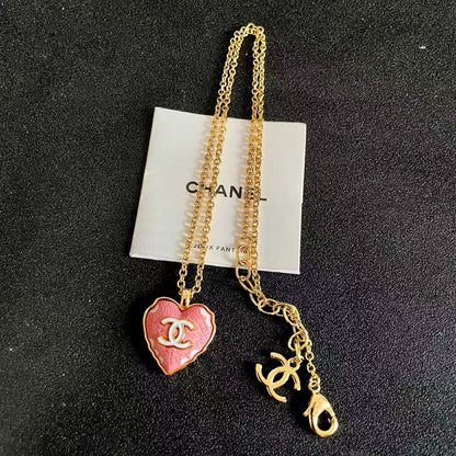 [Lume Jewelry] Heart-shaped Necklace & Earring Set