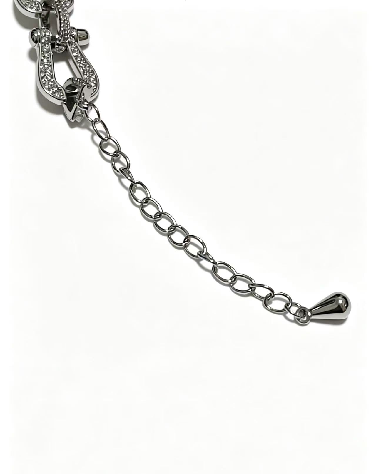 ¡®Lume JewelryDiamond-studded Horseshoe Bracelet