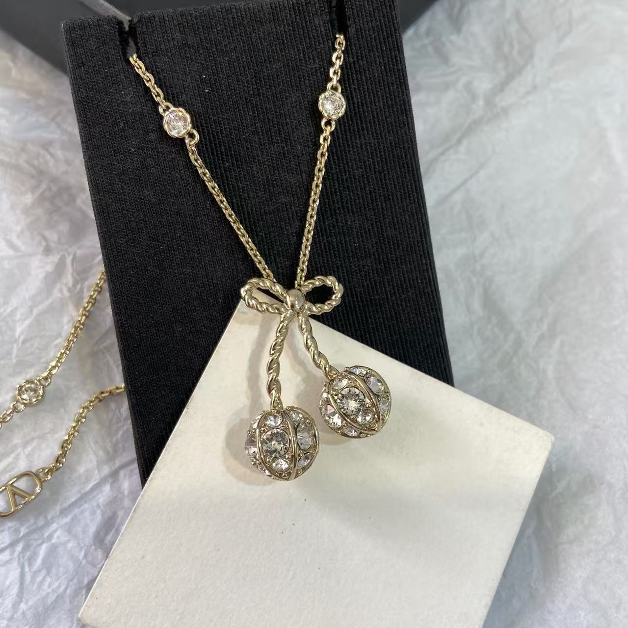 [Lume Jewelry] Cherry Crystal Pavé Necklace & Stud Earrings& SeracelettB