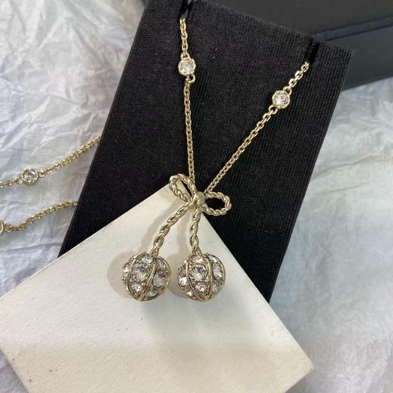 [Lume Jewelry] Cherry Crystal Pavé Necklace & Stud Earrings& SeracelettB
