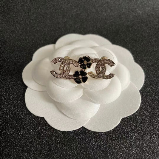 [Lume Jewelry]Mini Camellia Stud Earrings
