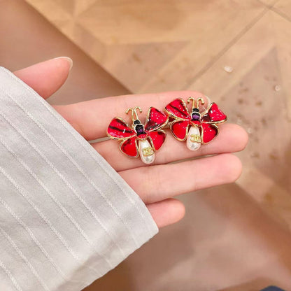 [Lume Jewelry] Ladybug Enamel & Faux Pearl Clip-On Earrings
