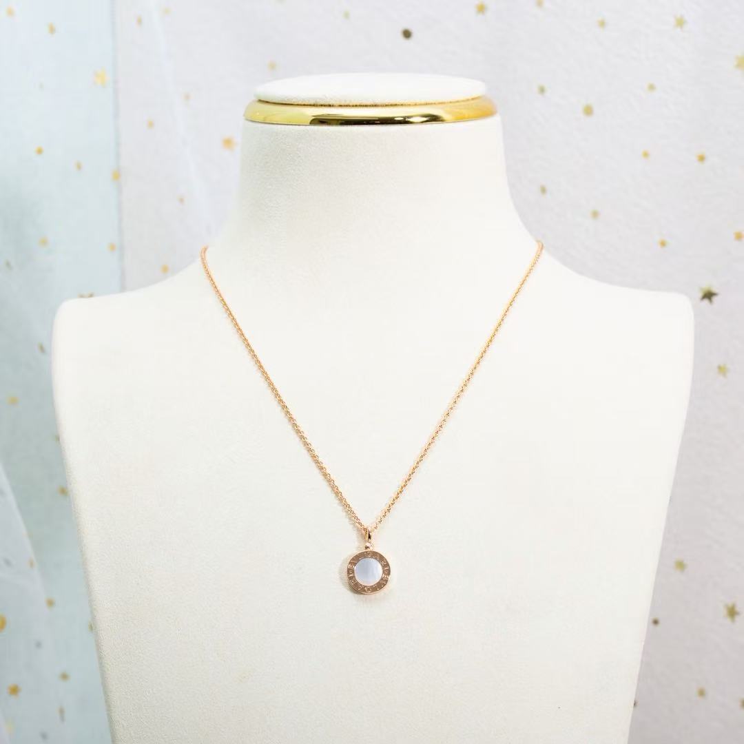 [Lume Jewelry] T  Round Double-Sided Mother-of-Pearl Necklace