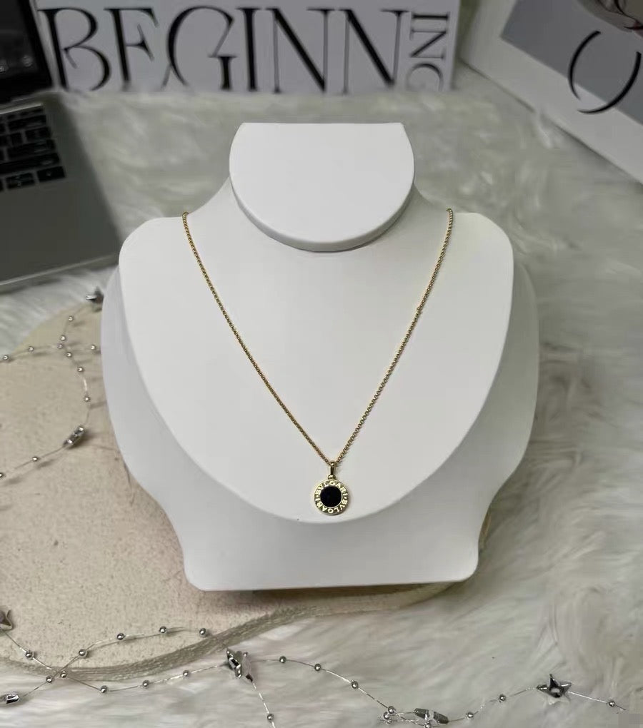 [Lume Jewelry] T  Round Double-Sided Mother-of-Pearl Necklace
