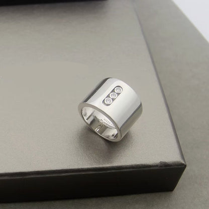 [Lume Jewelry] Move Wide 3 Moving Diamonds Wide Band Ring