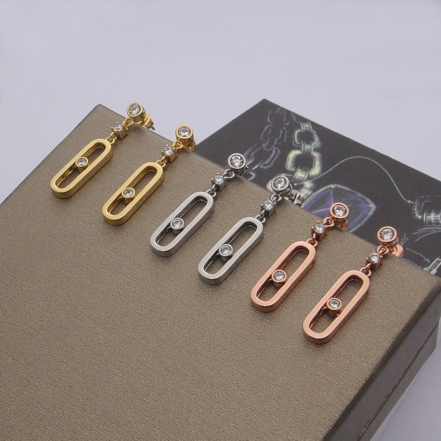 [Lume Jewelry] Move Uno Drop Earrings, Movable Stone