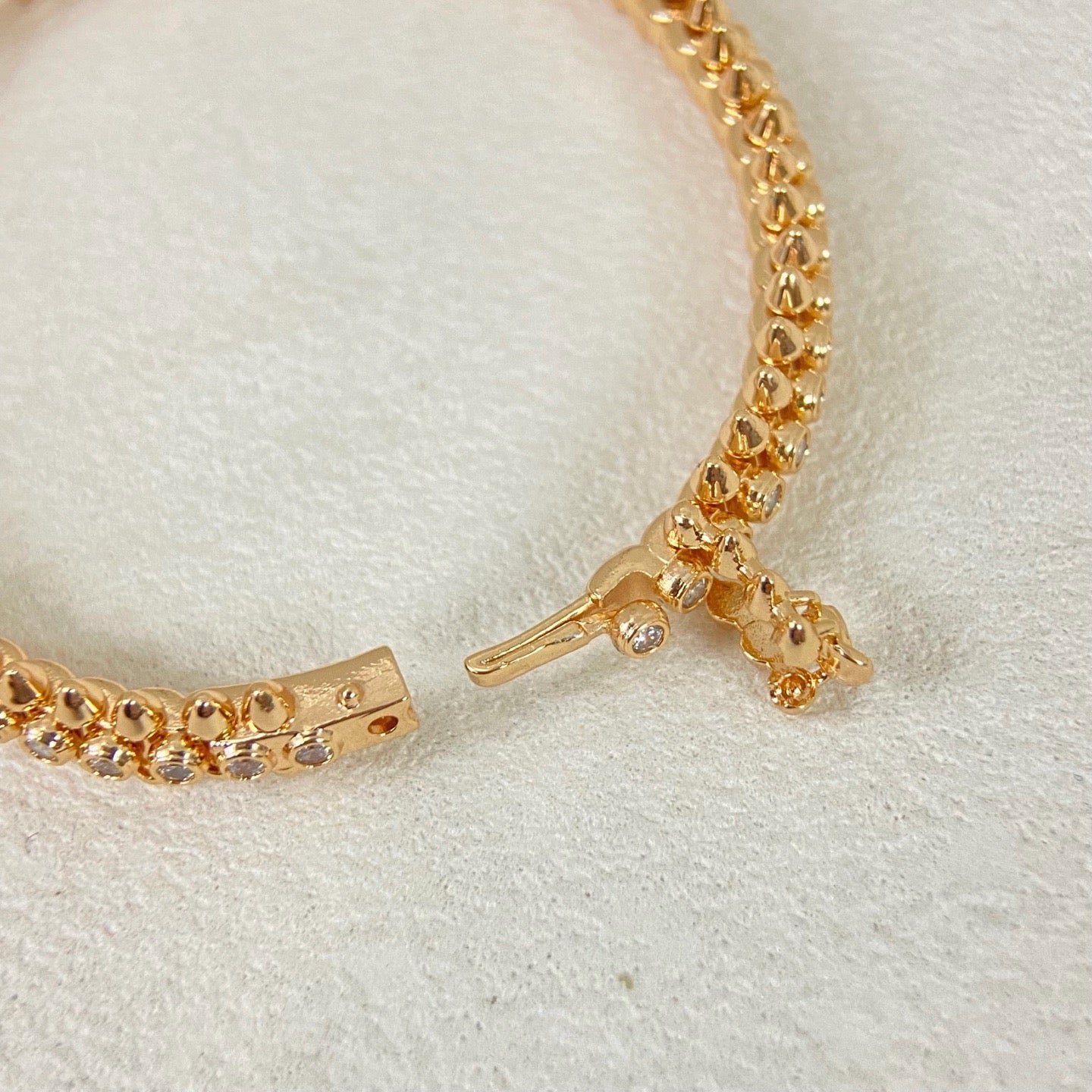 ¡®Lume Jewelry¡¯CLASH Studded Diamond Bracelet