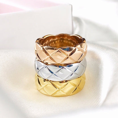 ¡®Lume Jewelry¡¯Quilted pattern ring, diamond‑free