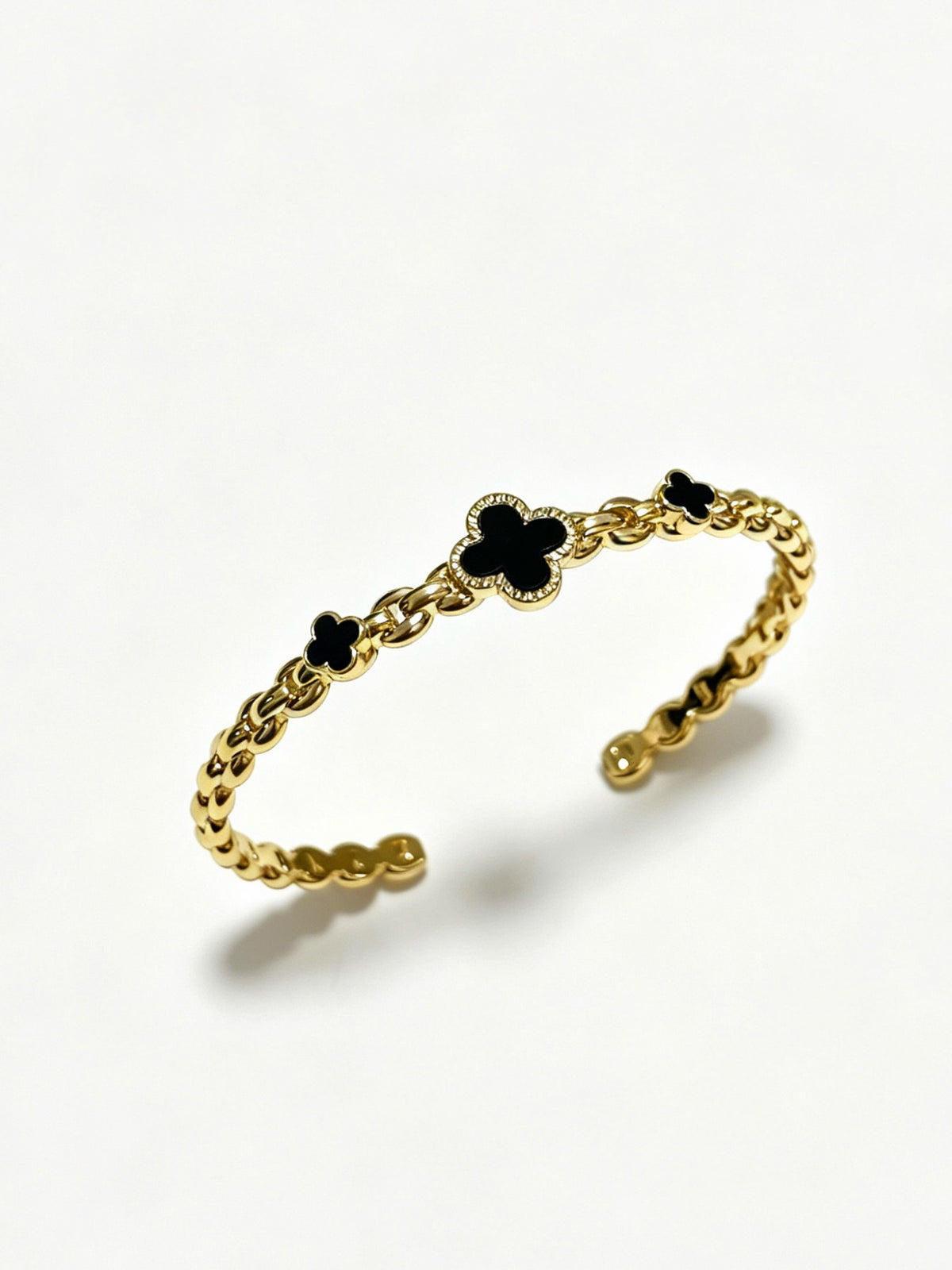 ¡®Lume Jewelry¡¯Vintage Alhambra 3‑Flower Open Cuff, Black Onyx Gold‑Tone Chain Bangle