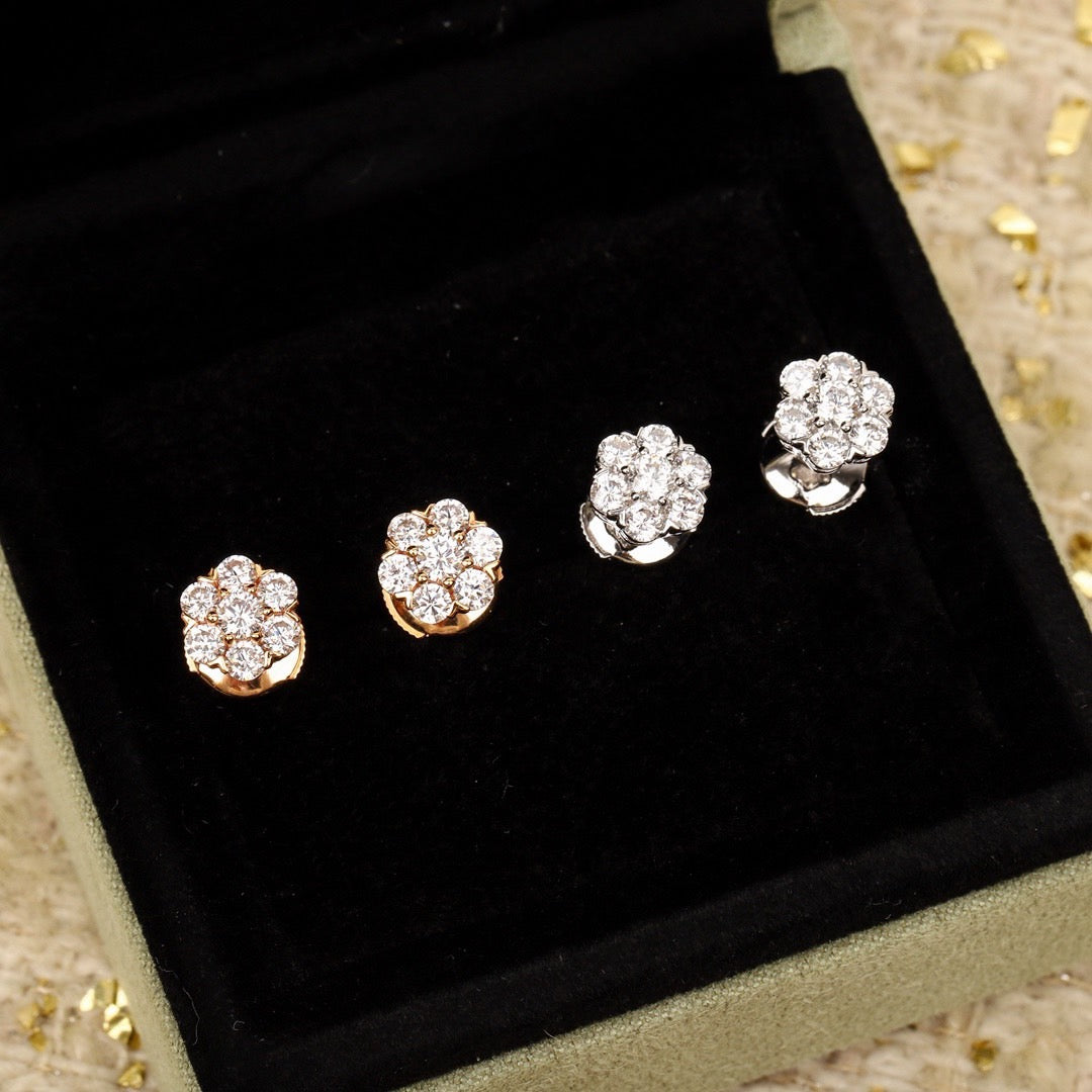 ¡®Lume Jewelry¡¯Fleurette Stud Earrings, 18K Gold‑Plated, 7‑Stone