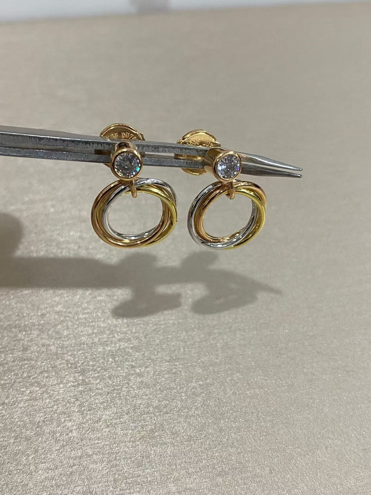 ¡®Lume Jewelry¡¯Interlocking Three‑Band Diamond Drop Earrings