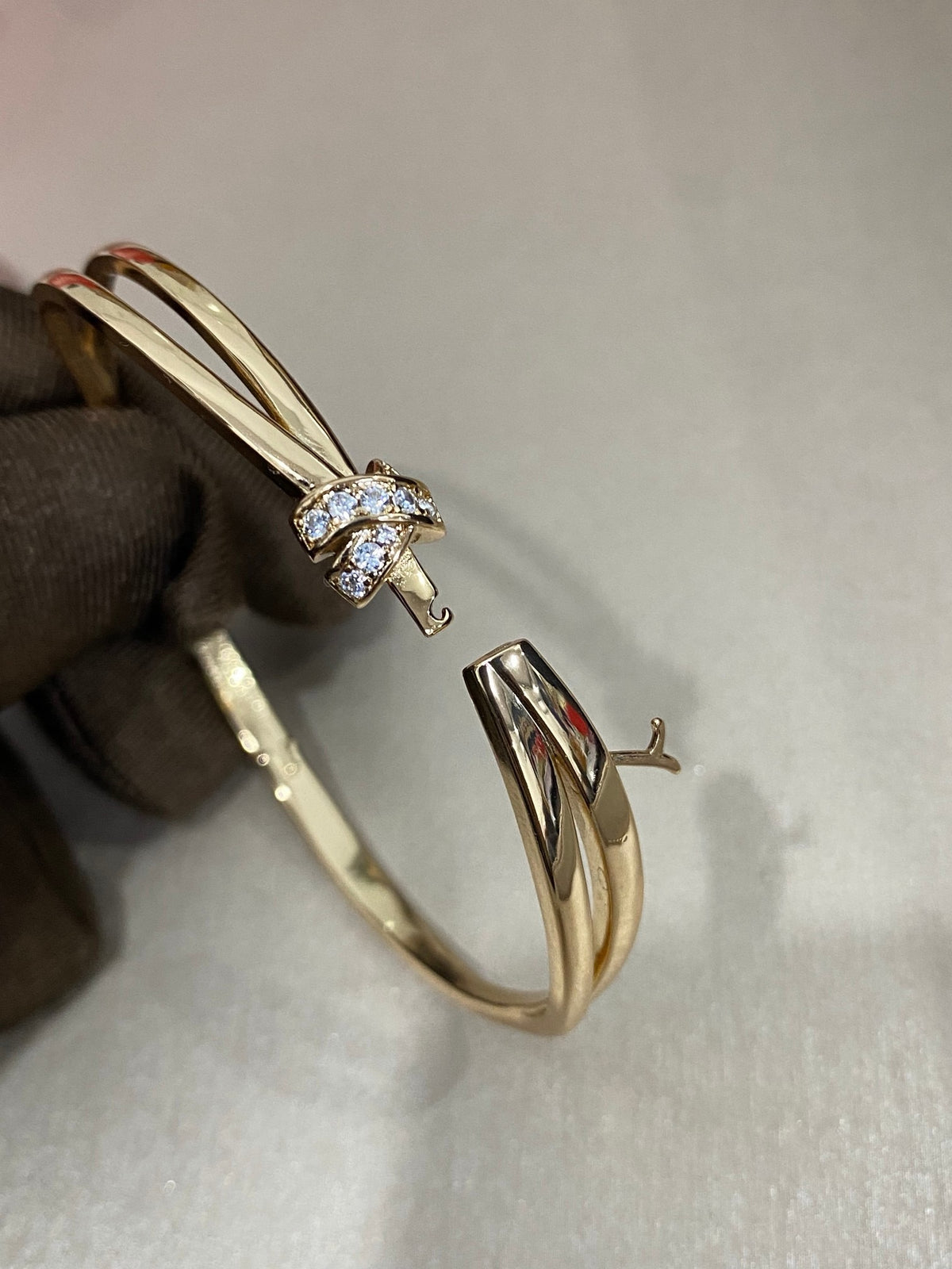 ¡®Lume Jewelry¡¯Liens Séduction Bracelet | Diamond Twisted Knot Bangle