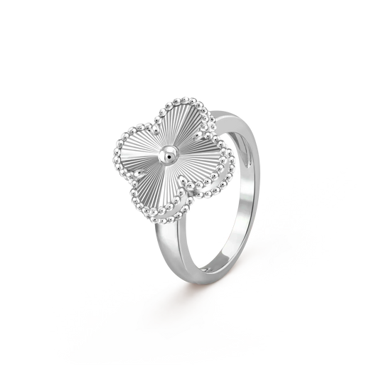 ¡®Lume Jewelry¡¯CLOVER SILVER RING