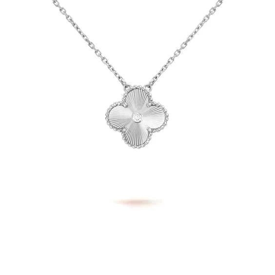 ¡®Lume Jewelry¡¯CLOVER  15MM DIAMOND LASER NECKLACE SILVER