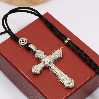 ¡®Lume Jewelry¡¯Pave Cross Pendant Necklace
