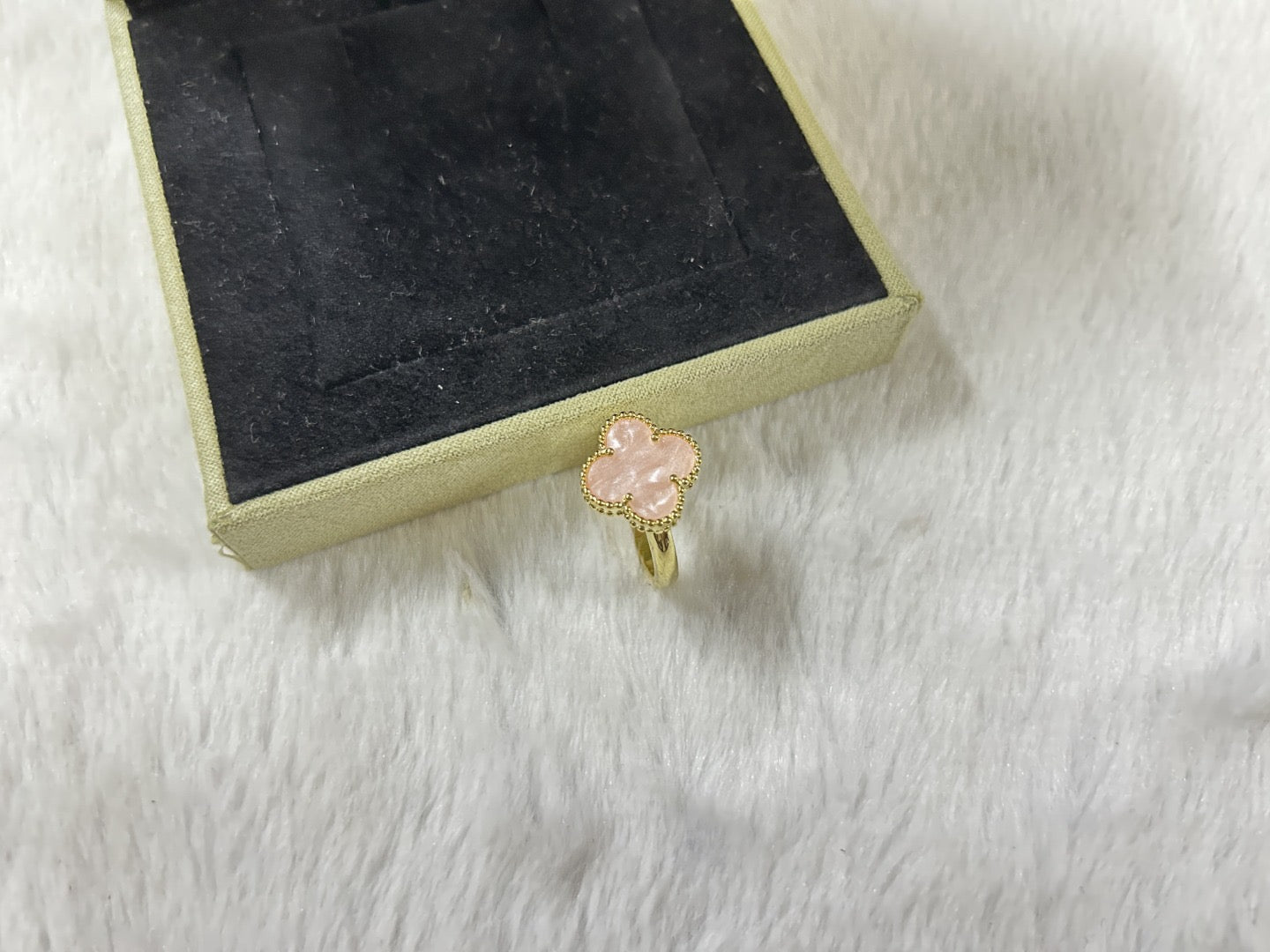 [Lume Jewelry]Pink Clover Ring