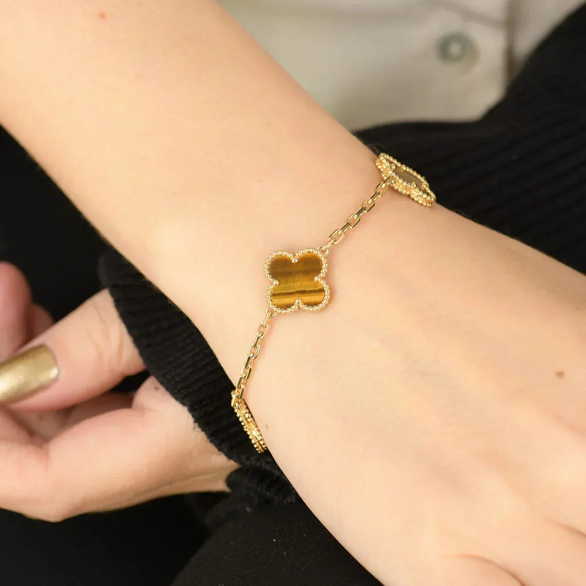 [Lume Jewelry]New  CLOVER 5 MOTIFS TIGER EYE BRACELET COLLECTION
