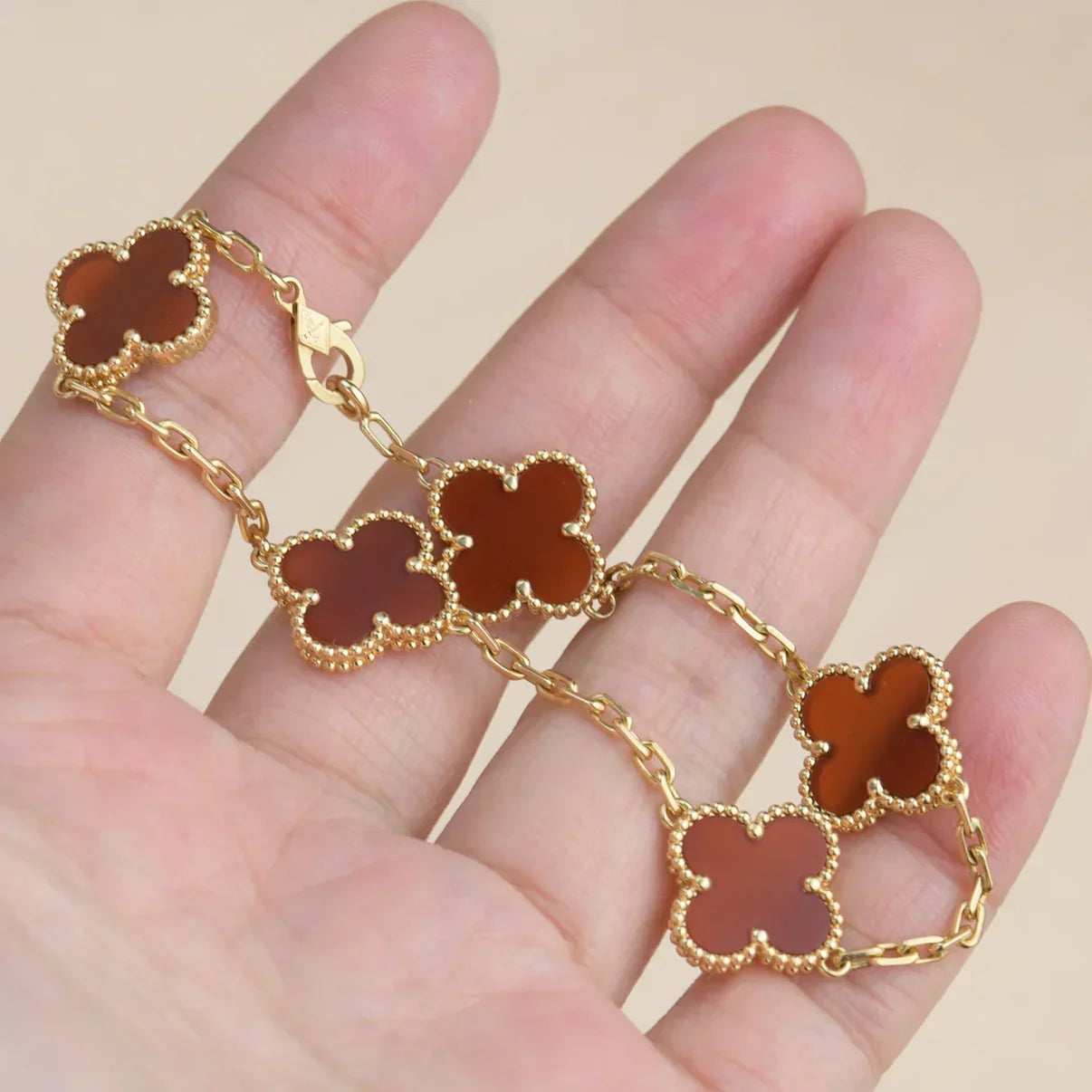[Lume Jewelry]New  CLOVER 5 MOTIF RED CORNELIAN BRACELET COLLECTION