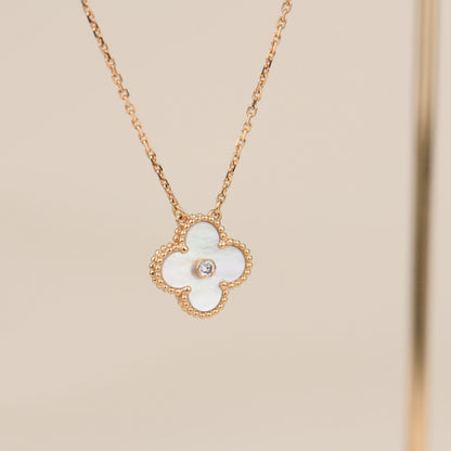 ¡®Lume Jewelry¡¯CLOVER 15MM DIAMOND WHITE FRITILLARIA NECKLACE