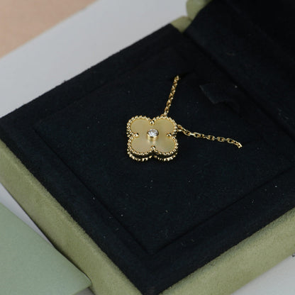 ¡®Lume Jewelry¡¯CLOVER 15MM DIAMOND GOLD MOTHER OF PEARL NECKLACE