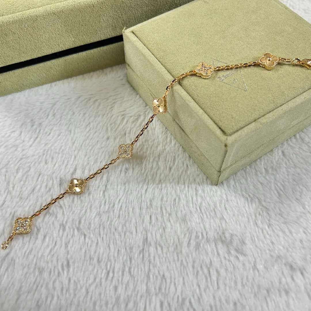 [¡®Lume Jewelry¡¯]CLOVER 6 MOTIF DIAMOND LASER BRACELET